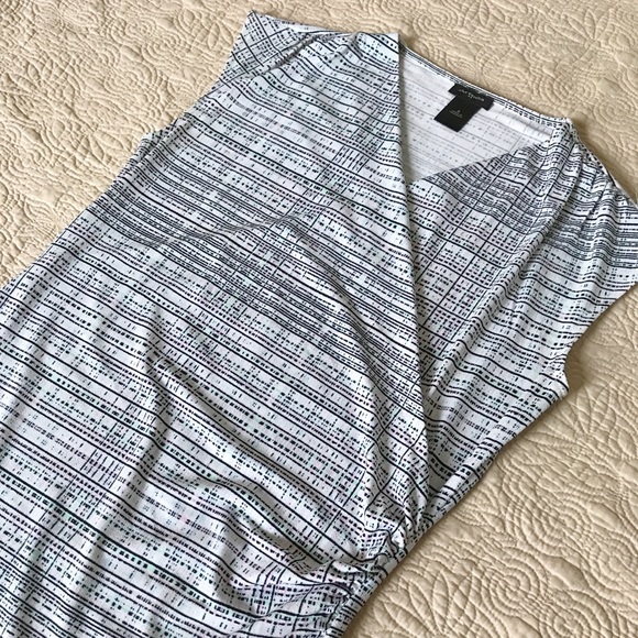 Ann Taylor Sleeveless Blouse - Picture 5 of 6